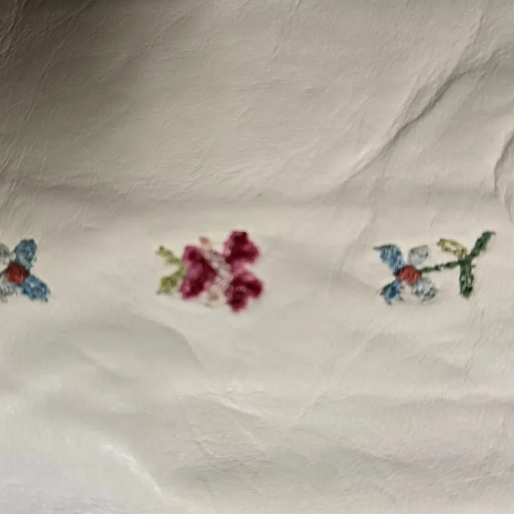 Striking Vintage Embroidered Kid Gloves